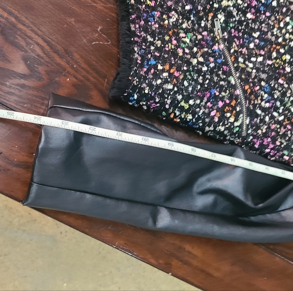 Simon Chang Multi Color Blazer - Picture 3 of 13